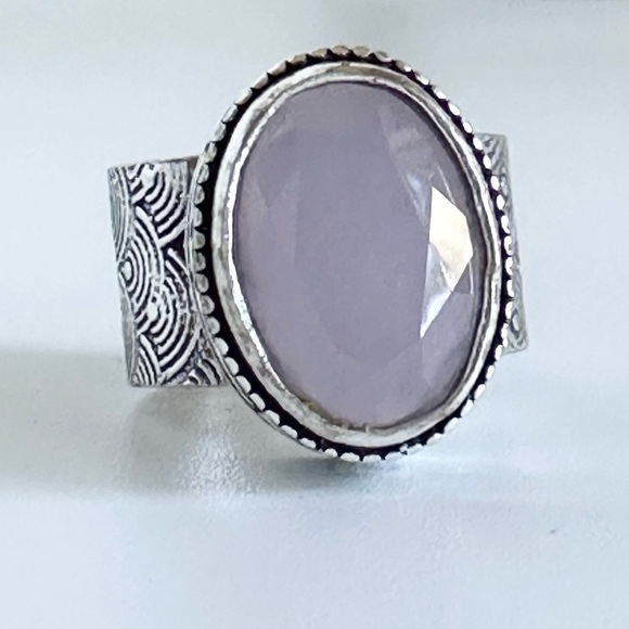 Sterling Silver Chalcedony Large Stone Statement Ring - Picture 2 of 10